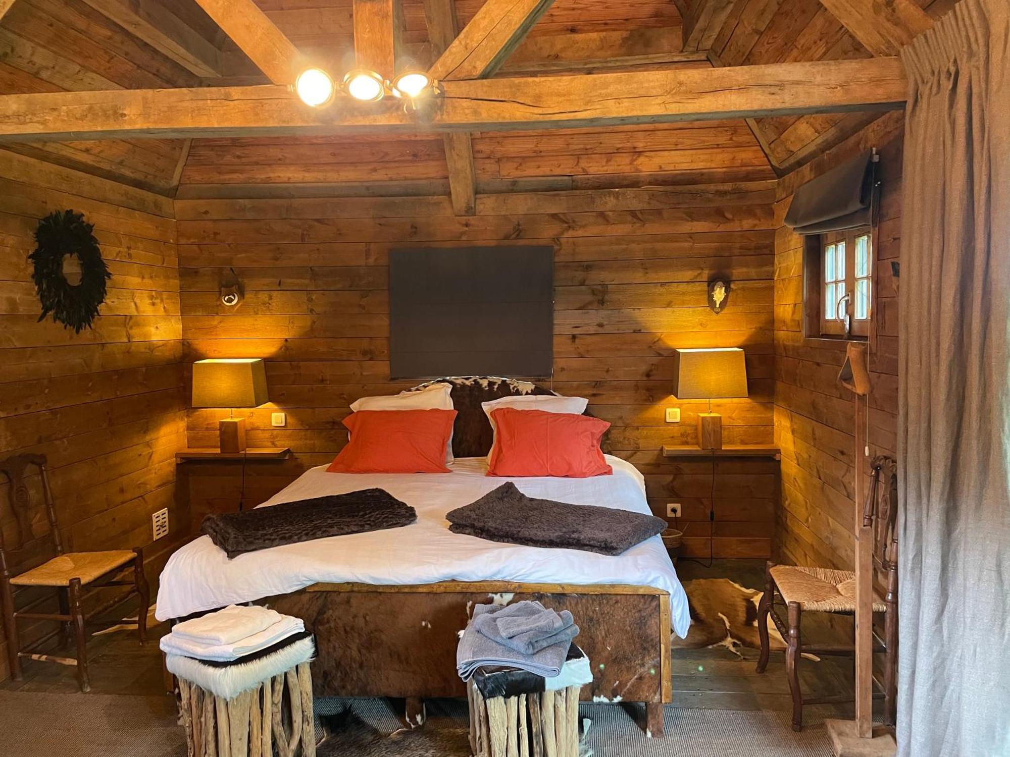Cabane De L'R-Mitage モダーヴ エクステリア 写真